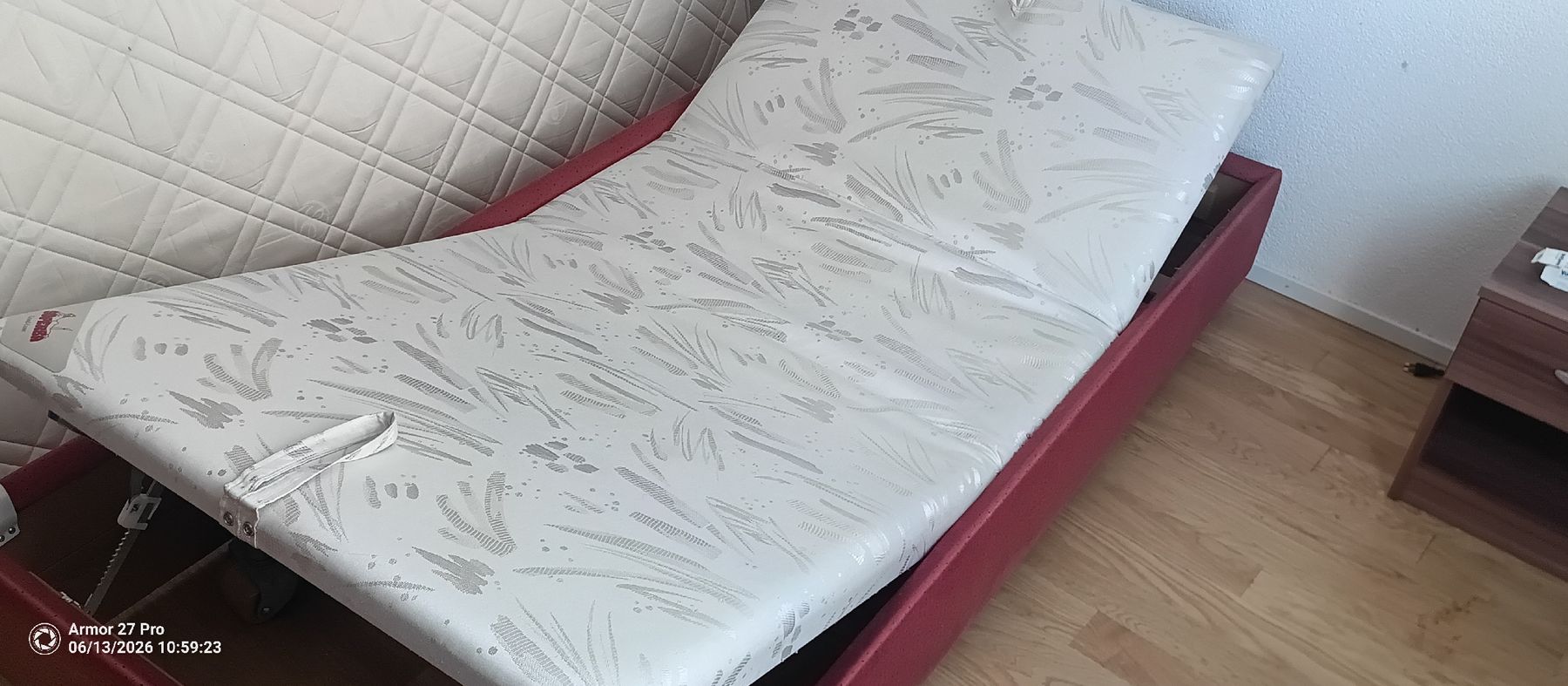 Letti: 2 Lits / Bette 200x100 Superba avec matelas / mit Matratzen – Usato da Châtel-St-Denis venduto da BiMann73 1