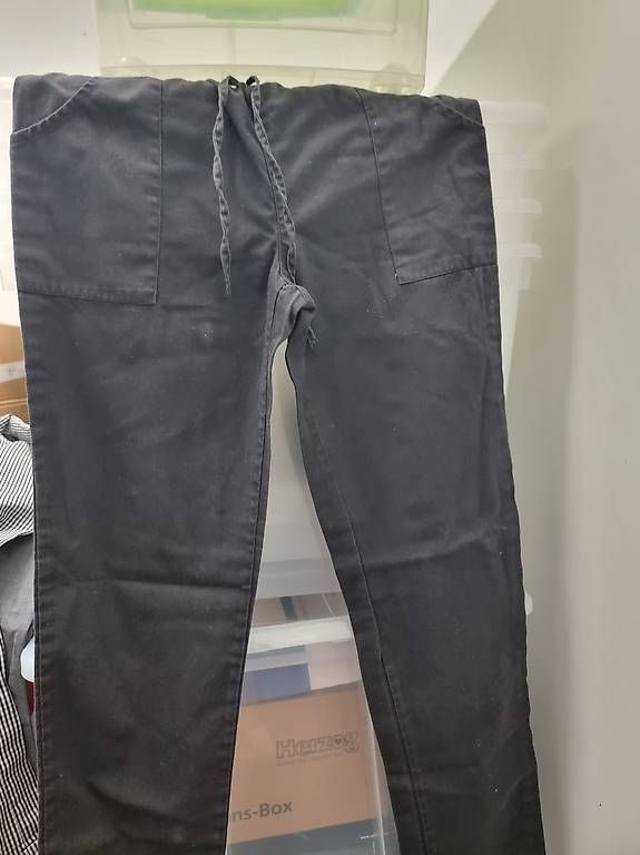 Hosen: Kochhose – Gebraucht aus Oetwil am See von val_sbf2 1