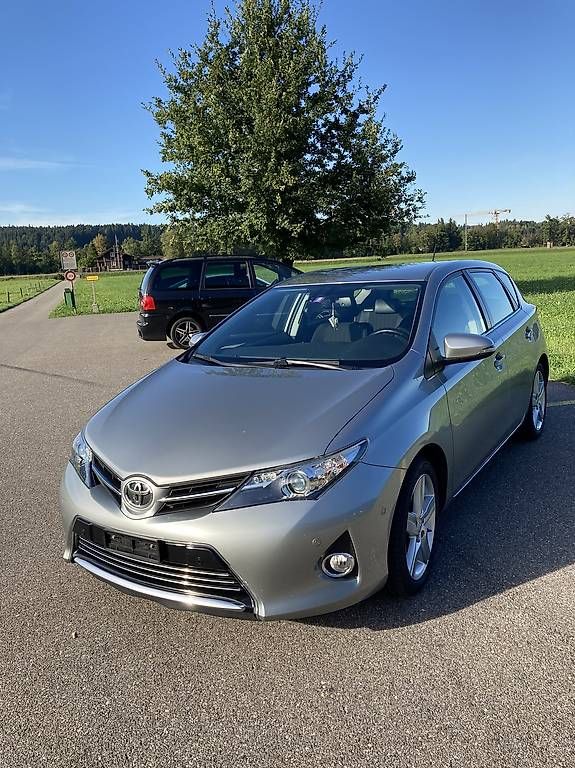 Automobili: Toyota Auris 1,6 Benzin  – Usato da Luzern venduto da luchs010 2