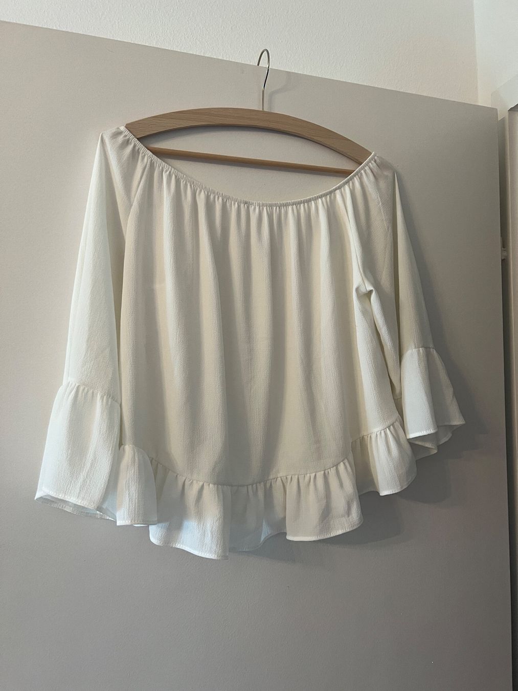 Camicette: Weisse Bluse, Gr. 42 – Usato da Zürich venduto da ViolettRosenRot 2