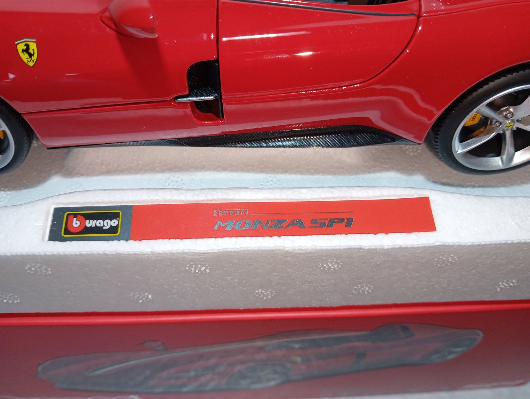 Bburago Modellini d'auto: Ferrari Monza SP1 – Nuovo e nell'imballaggio originale da Huttwil venduto da Secondtrain 8