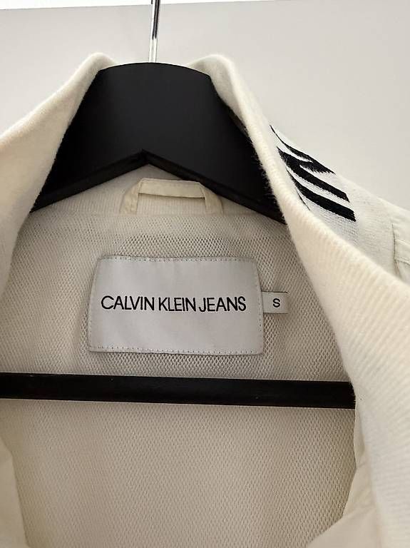Vestes: Calvin Klein Übergangsjacke – D'occasion à Spiez par deborahsarahhh 2