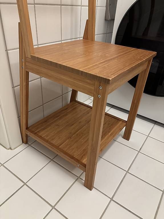 Portes-serviettes: Chaise porte-serviettes en bambou – D'occasion à Fribourg par Brosciuttofunghi 2