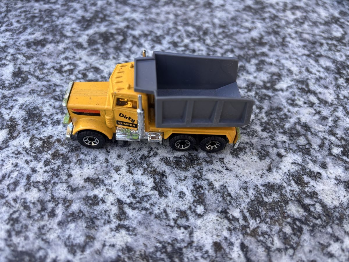 Matchbox Modellini d'auto: Matchbox Muldenkipper, Peterbilt, 1983 – Usato da Bern venduto da justbetter