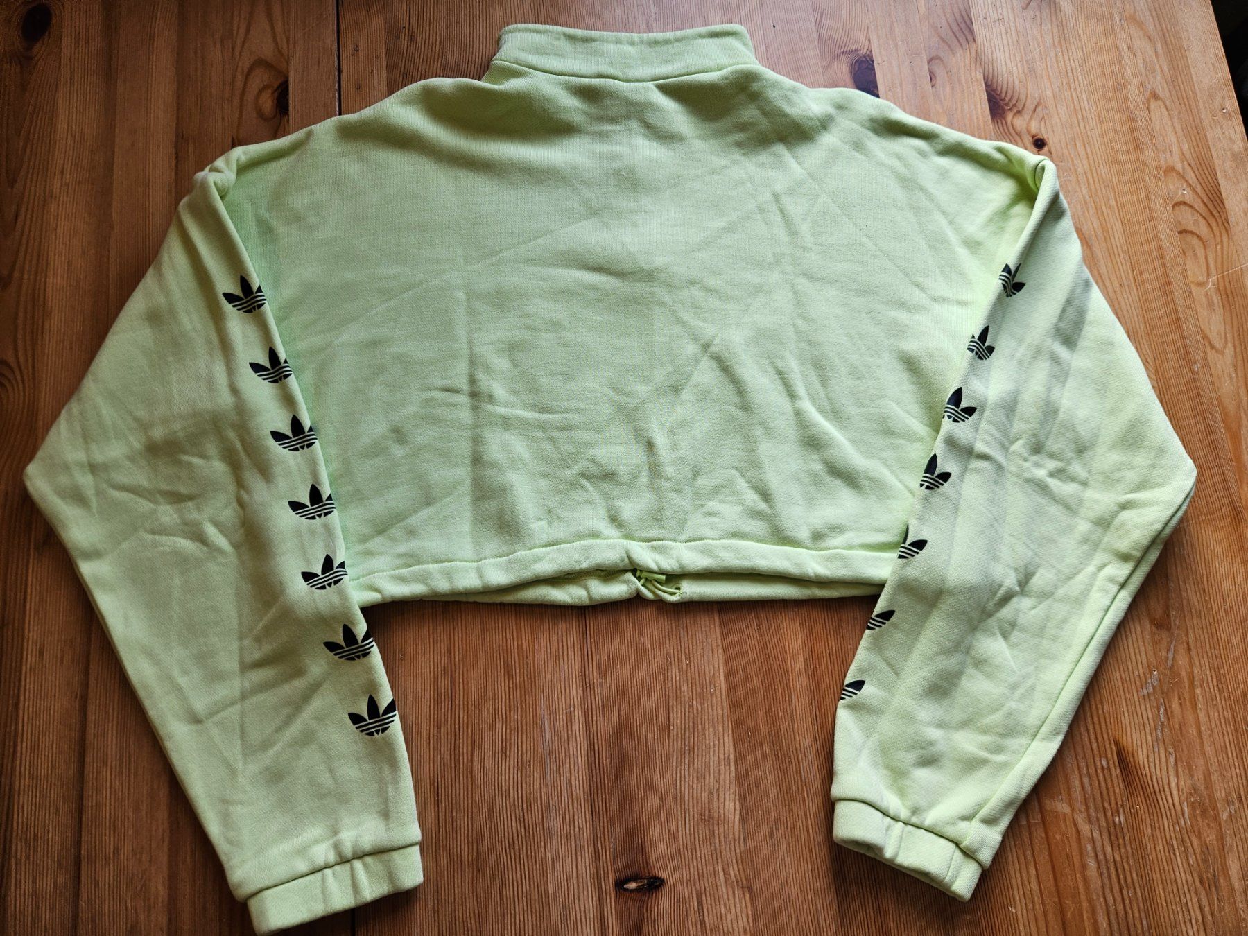 Adidas Maglioni & Felpe: Cropped Sweater adidas Grösse S retro Pullover – Usato da Hägglingen venduto da United-Village-Trade 6