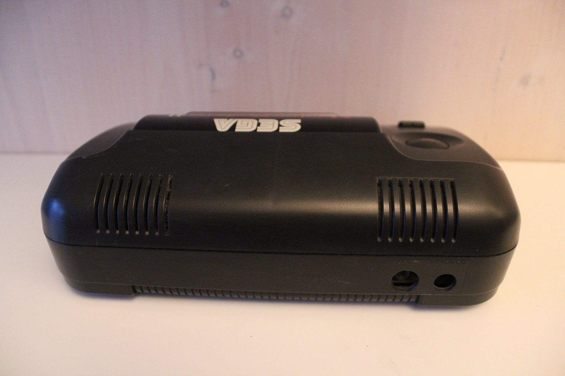 Sega Konsolen: SEGA Master System 2 Konsole inkl. Alex Kidd und Sonic 1 / 2 – Gebraucht aus Münsingen von  3