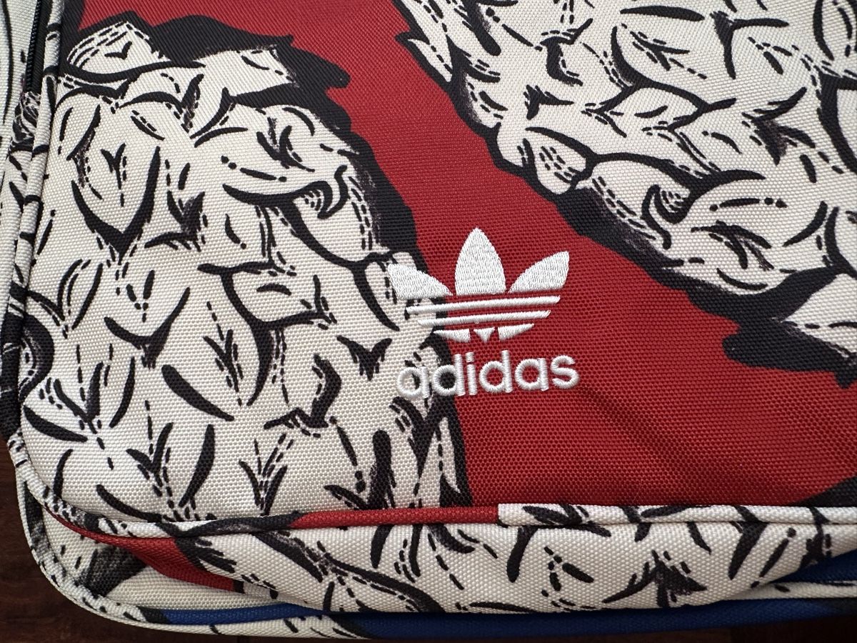 Adidas Zaini: Adidas Rucksack Neu – Nuovo (secondo la descrizione) da Bern venduto da womiman 3