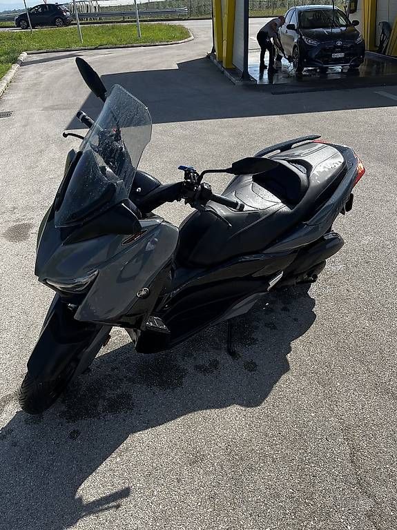 Yamaha Scooters: X max 125 Tech Max 2022 – Gebraucht aus Crassier von nse_k7yh 2