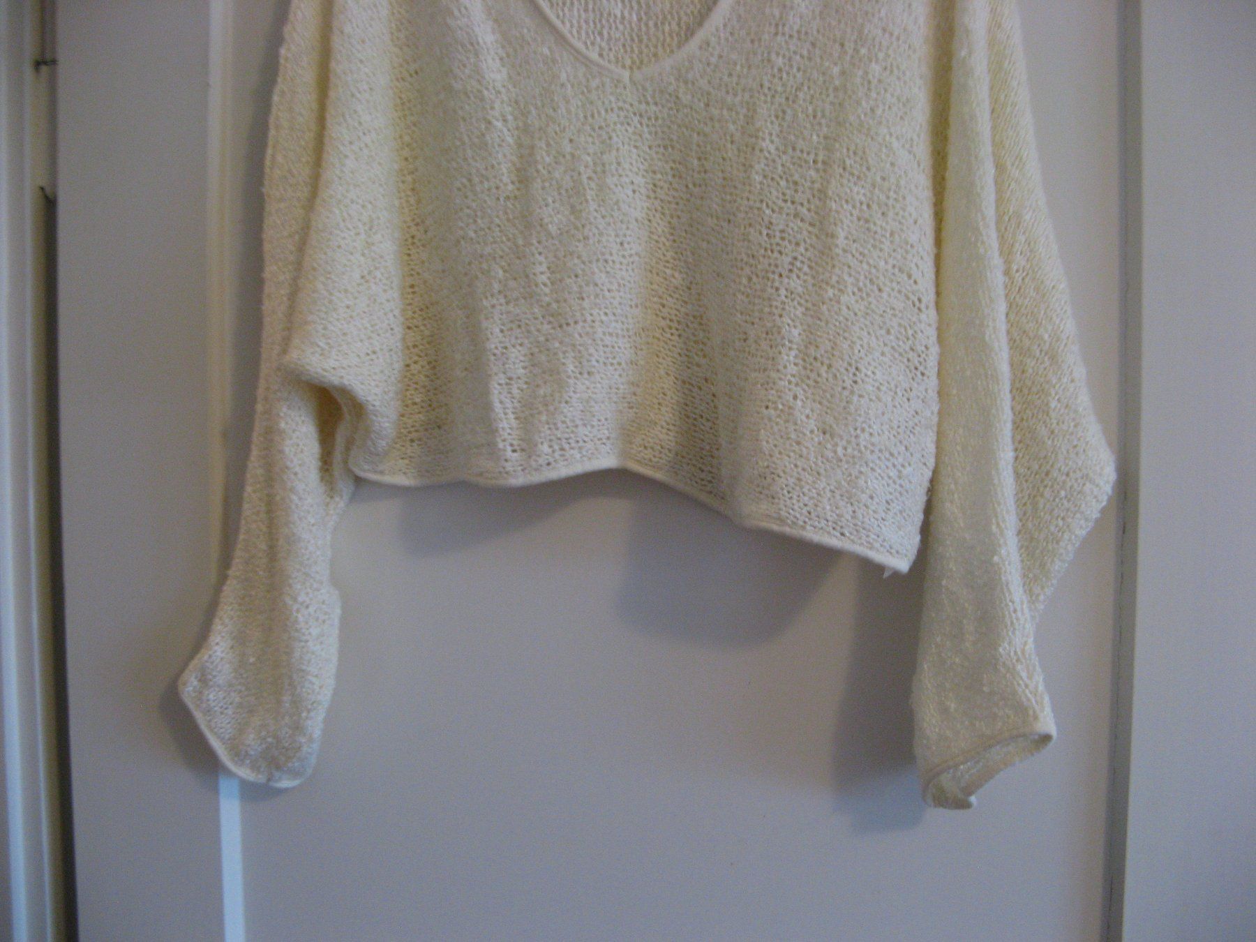Maglioni & Felpe: kurzer Pulli beige Gr. M out from under – Usato da Zürich venduto da apil 3