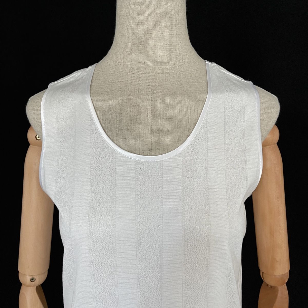 Hanro Vestiti: HANRO Nightgown – Nuovo (secondo la descrizione) da Emmen venduto da Avviivva_Com2023 1
