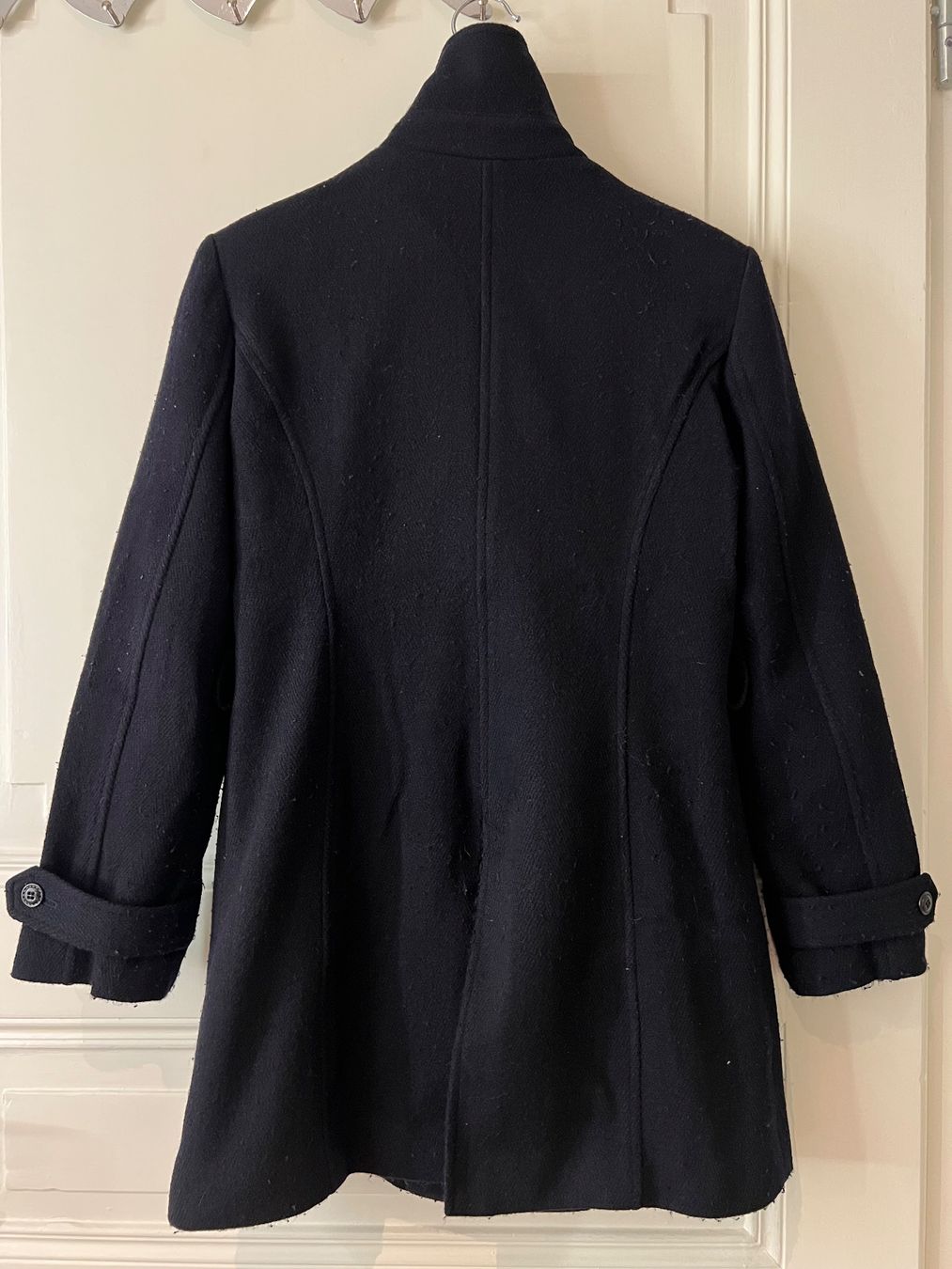Cappotti: Stylish Double-breasted Pea Coat  | Chic Smart – Difettoso da Basel venduto da Harper.G 5