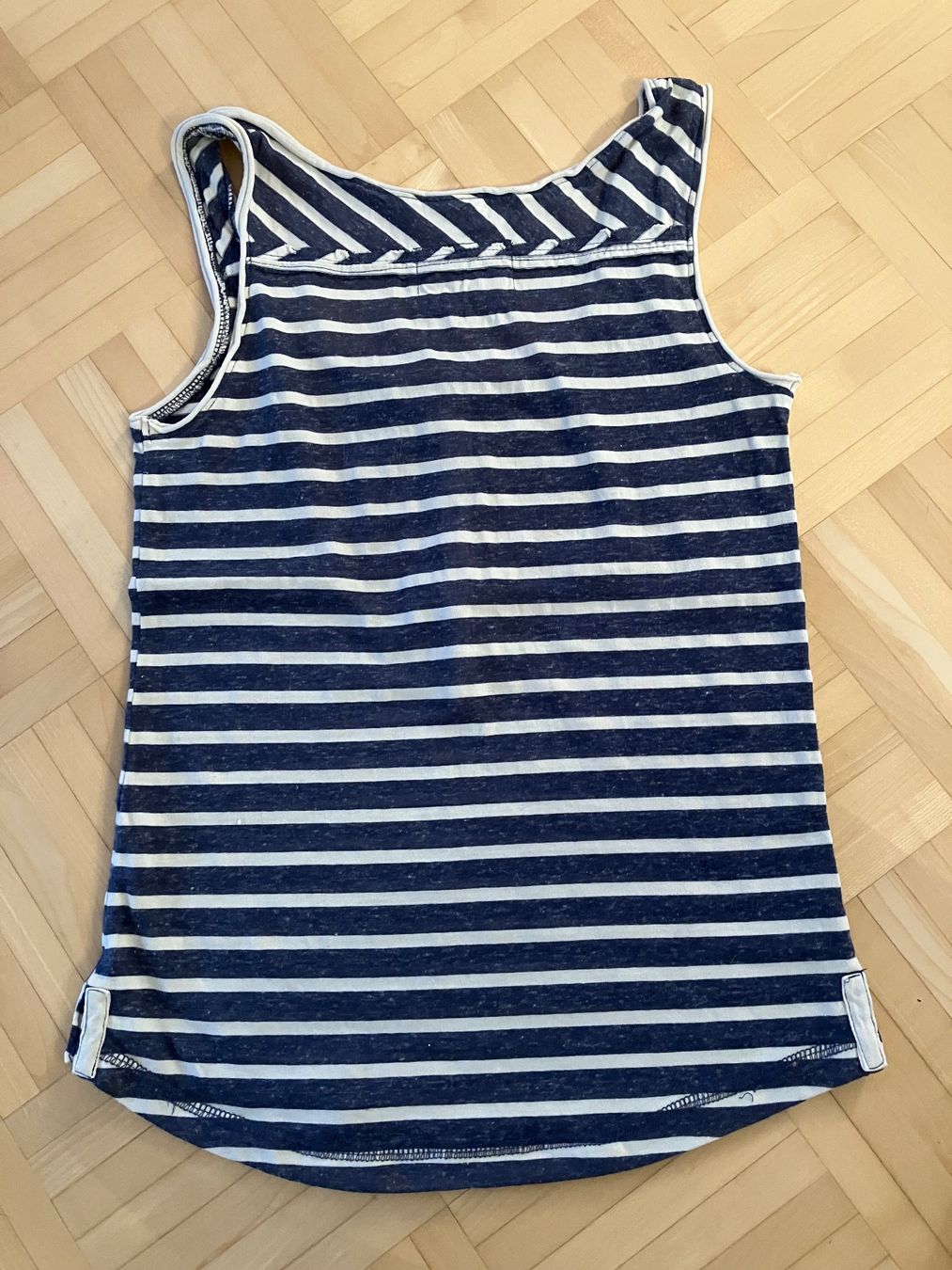 Nile T-shirt: T-Shirt – Usato da Bern venduto da maeri_w 1