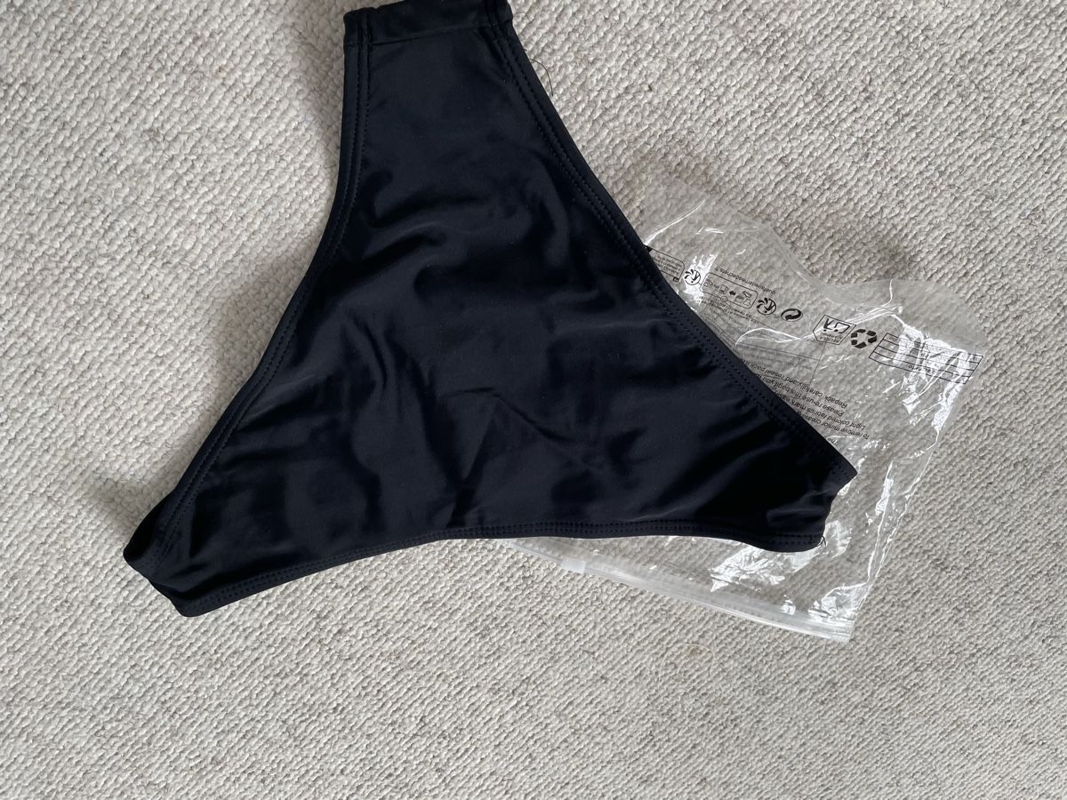 Costumi da bagno & Bikini: Neu+ungetragen Bikini Hose 38 schwarz – Nuovo e nell'imballaggio originale da Zürich venduto da Pamuk04 1