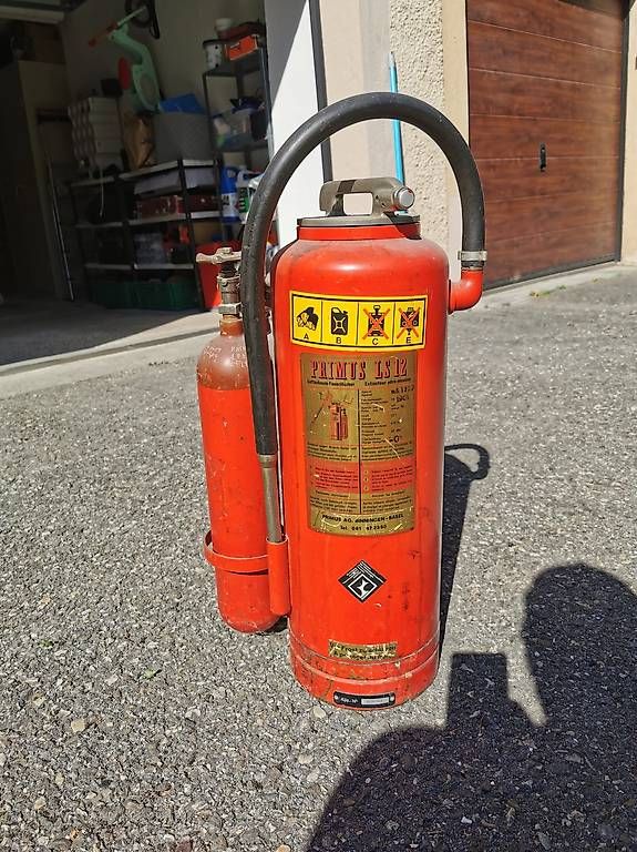 Estintori: Extincteur PRIMUS LS12 1961 Suisse  Objet de collection – Usato da La Chaux-de-Fonds venduto da Samourai1981 4
