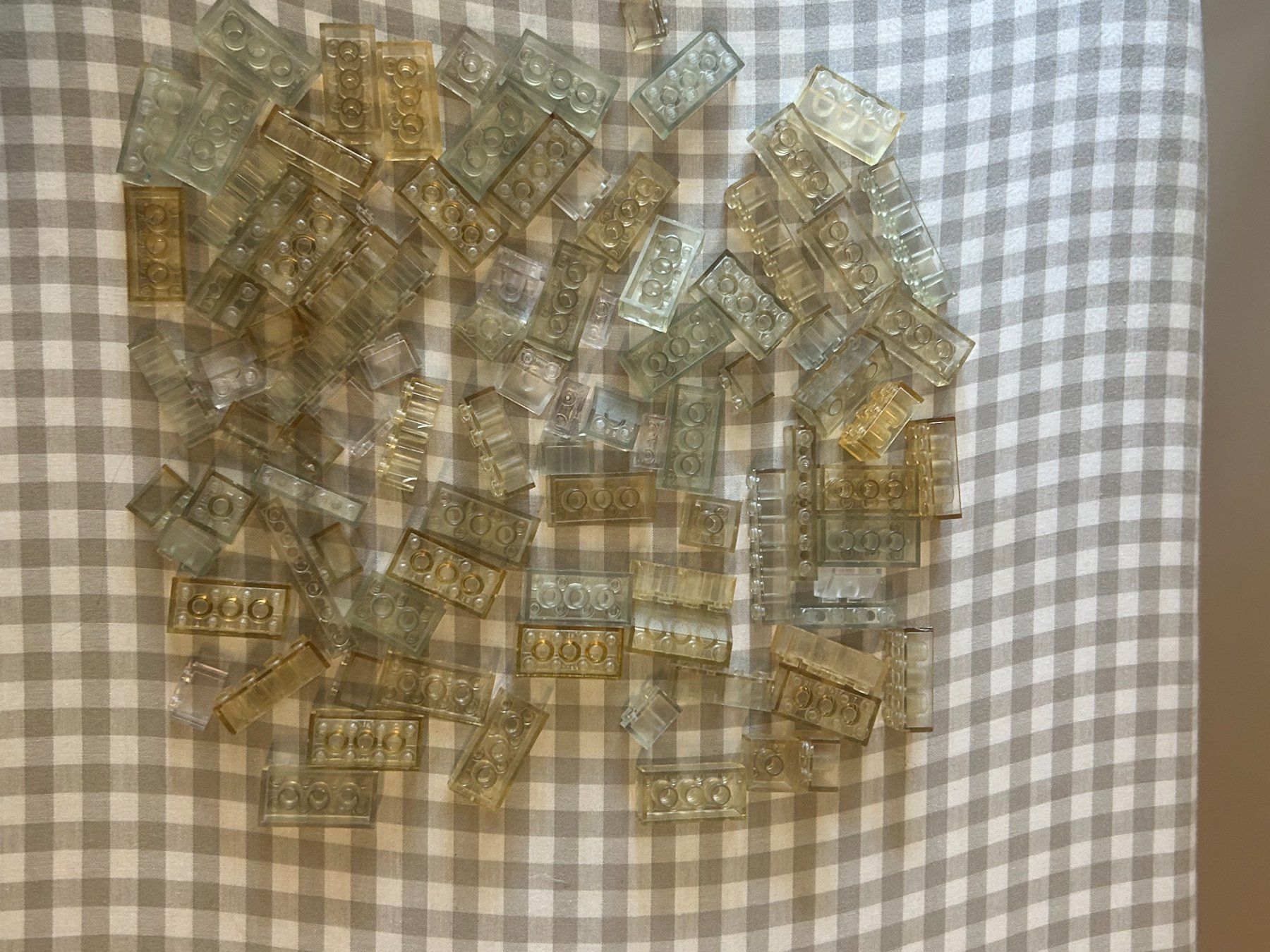 Lego Giocattoli: 90 grosse Transparente Legos in gleicher Farbe – Usato da Volketswil venduto da Daniel68ernst