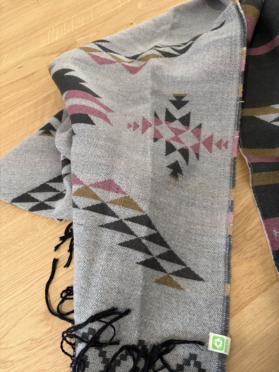 Foulard & Sciarpe: Mystic scarf grey / pink / brown – Usato da Rolle venduto da gos_2xy5 2