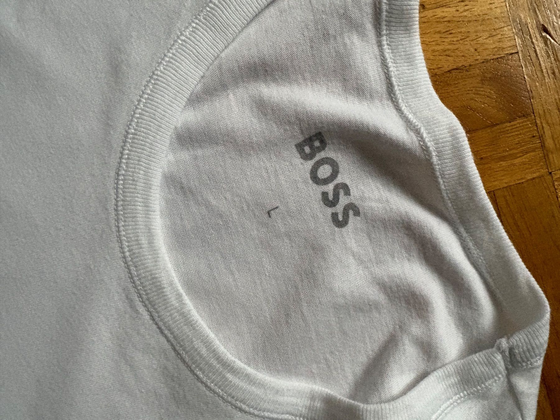 Hugo Boss T-shirt: BOSS T-shirt Gr.L – Usato da Genève venduto da sunandwind 1