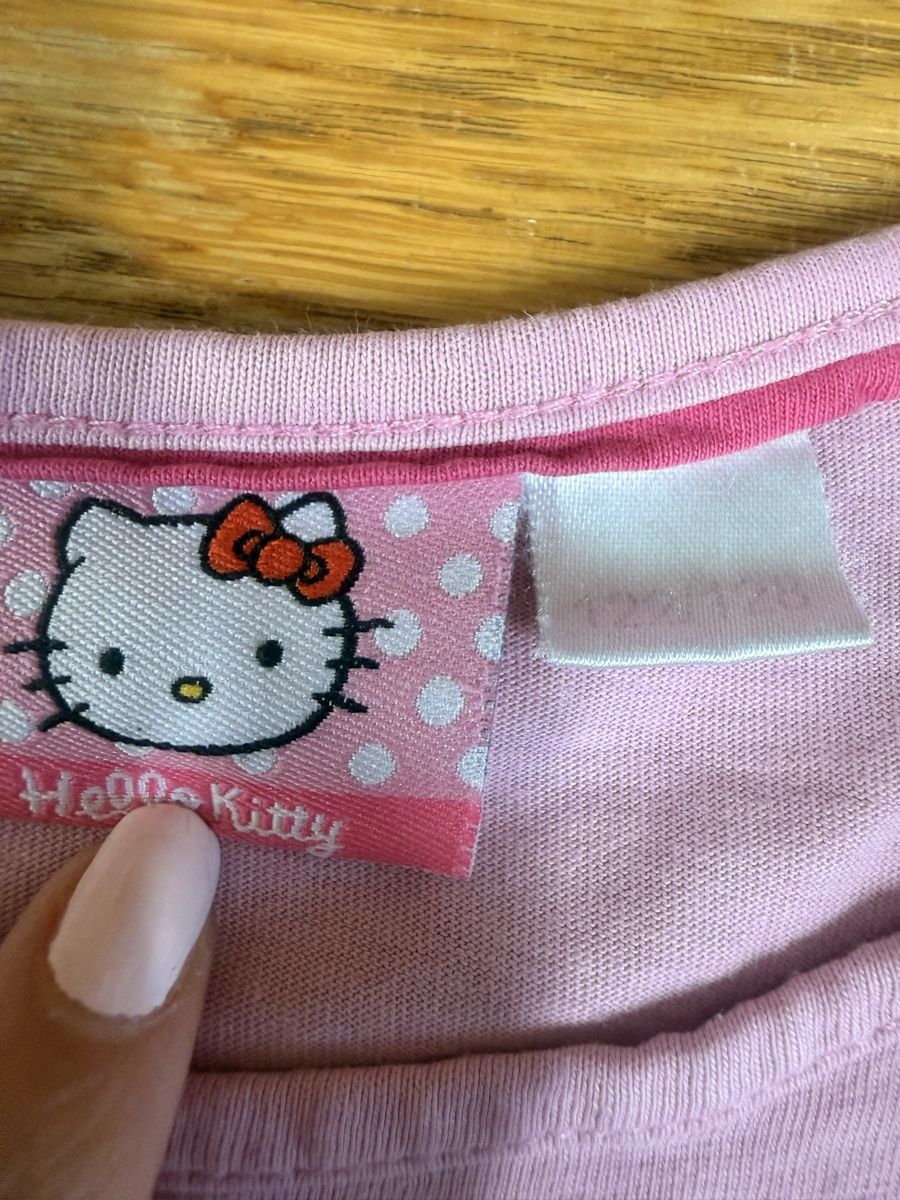 Camicette, T-shirt & Top: Hello Kitty T-Shirt, Gr 116  – Usato da Klingnau venduto da Nirvana 1