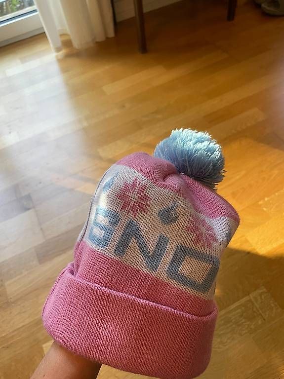 Hüte, Mützen & Caps: Pinke Wintermütze mit Bommel – Gebraucht aus Zürich von nanniba 1