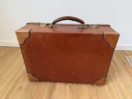 Valise / malette en cuir marron vintage