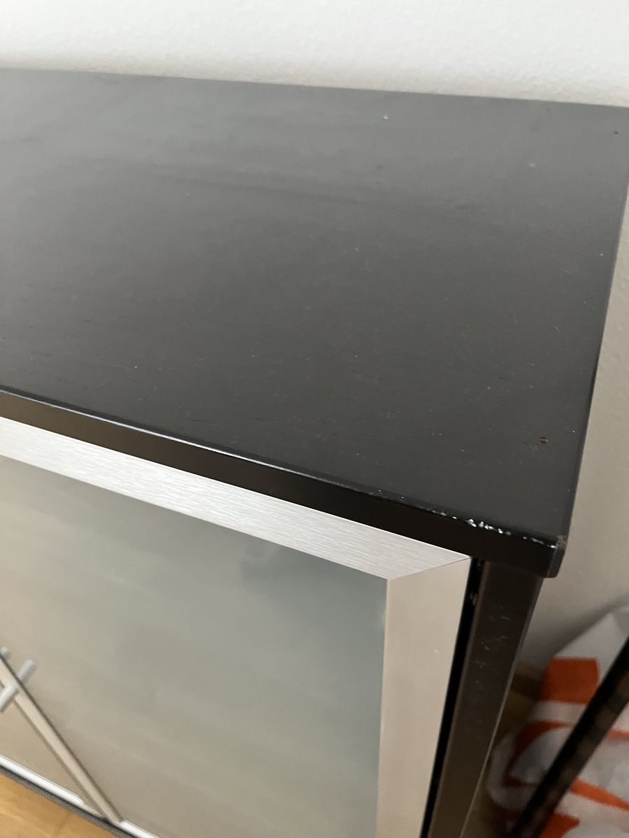 Commodes: Kommode mit Glastüren schwarz – D'occasion à Basel par drrickdr 4