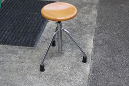VINTAGE INDUSTRIE HOCKER DESIGNKLASSIKER CHROM + HOLZ
