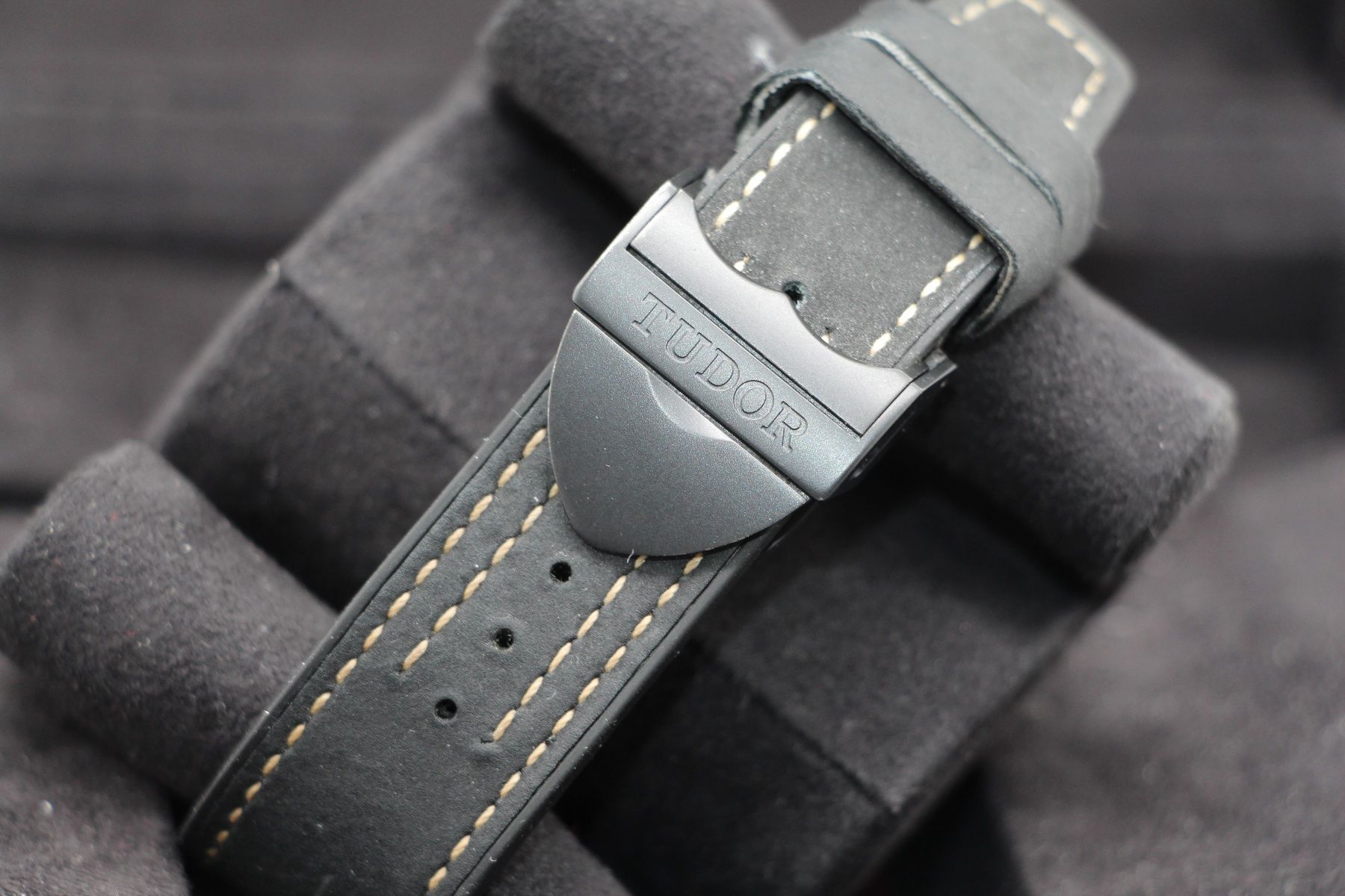 Tudor Montres: Tudor Black Bay Ceramic Ref. 79210CNU, Full-Set – D'occasion à Zug par eMDi_Collection 7