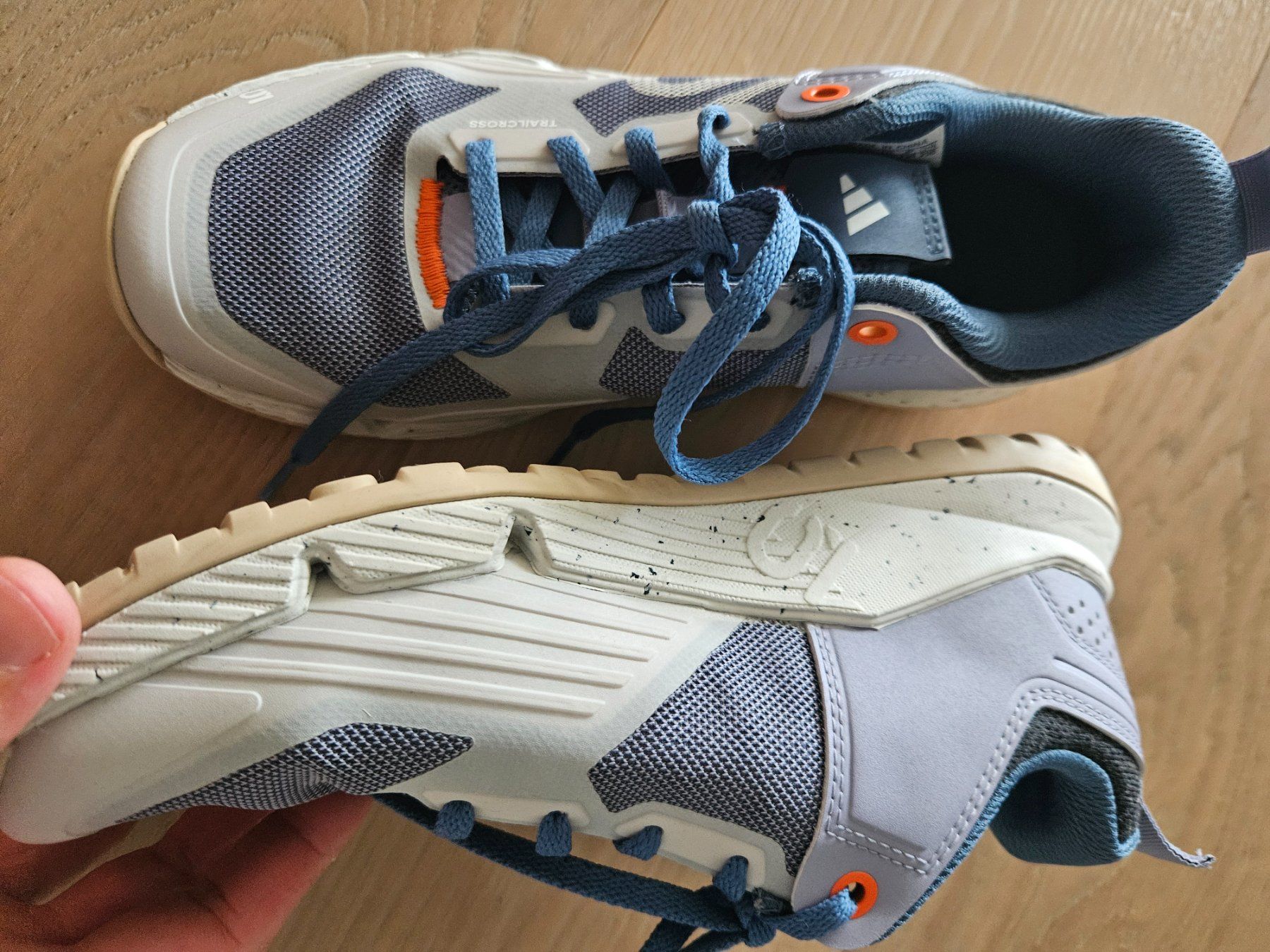 Five Ten Herrenschuhe: Fiveten Bikeschuhe 37 1/3 – Gebraucht aus Altendorf von svenny2027 4