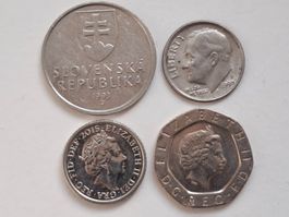 Verschiedene ausländische Münzen / Divers pièces de monnaie