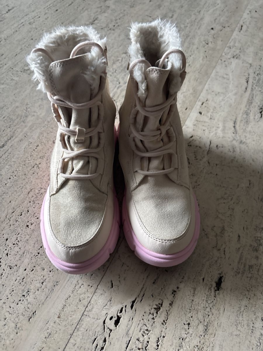 Sorel Scarpe per ragazze: Sorel, Winterstiefel Grösse 37 – Usato da Salenstein venduto da sehrgut