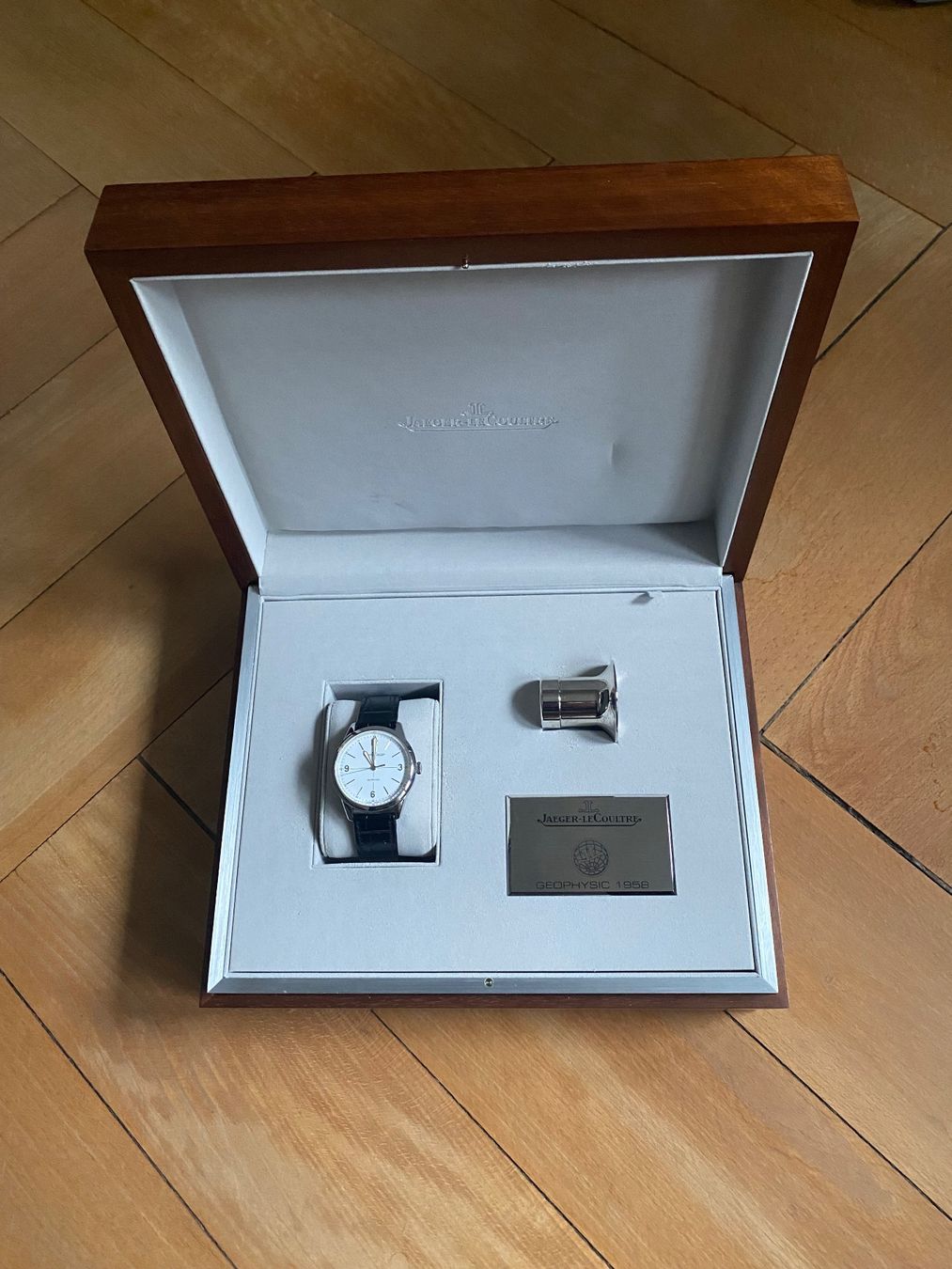Jaeger-Lecoultre Orologi: Jaeger-LeCoultre | Geophysic 1958 | 2014 | Limited edition – Usato da Bern venduto da Nautilus14 2