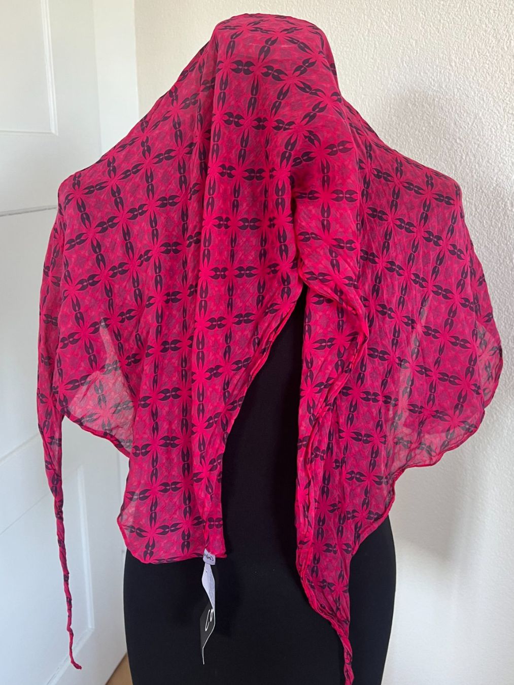 Colora Foulards & écharpes: Colora Schal, 30% Seide, Pink, NEU – Neuf avec emballage d'origine à Worb par farben20zauber 2