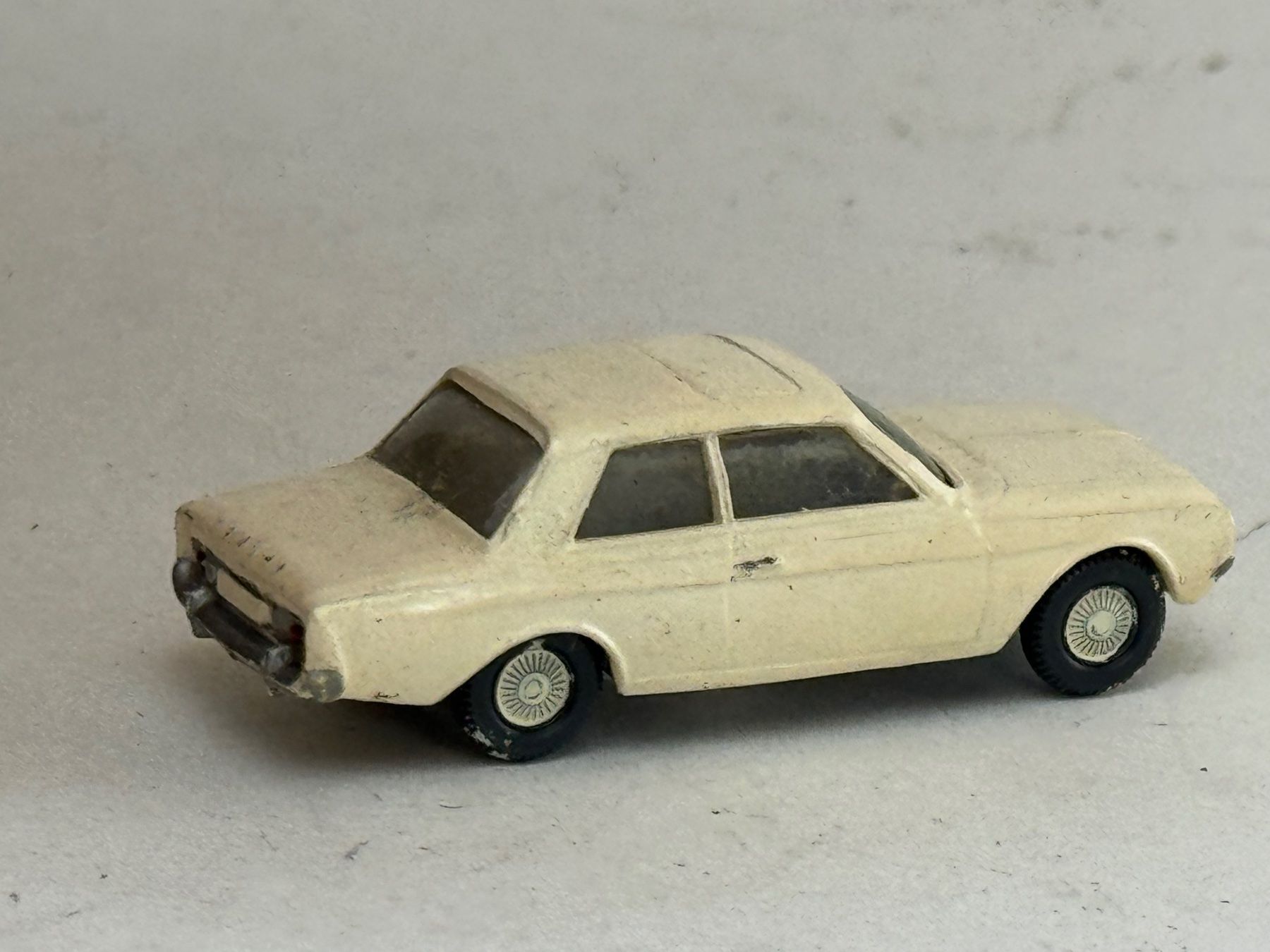 Wiking Modellini d'auto: GB5- Wiking Ford 17 M weiss – Usato da Elm venduto da Wikmtz 1