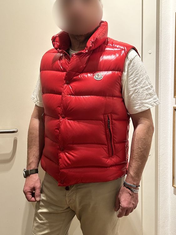 Doudoune moncler sans manche rouge hotsell