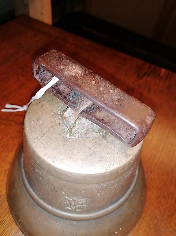Campanacci mucche: cloche ancienne. – Usato da St. Maurice venduto da Benoit12 1