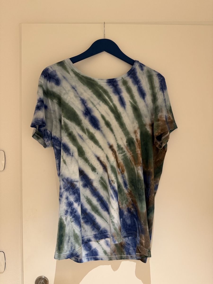 T-shirt: Shirt Batik, Gr.L – Usato da Uster venduto da Flummi 1