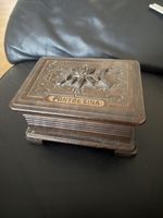 Alte dekorative Holzschatulle mit Blumenmotiv – Vintage Schm
