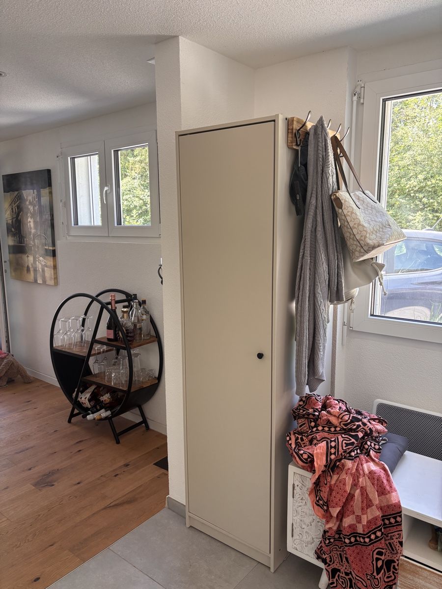 Armoires: Schrank – D'occasion à Portalban par Jornsbeatrice