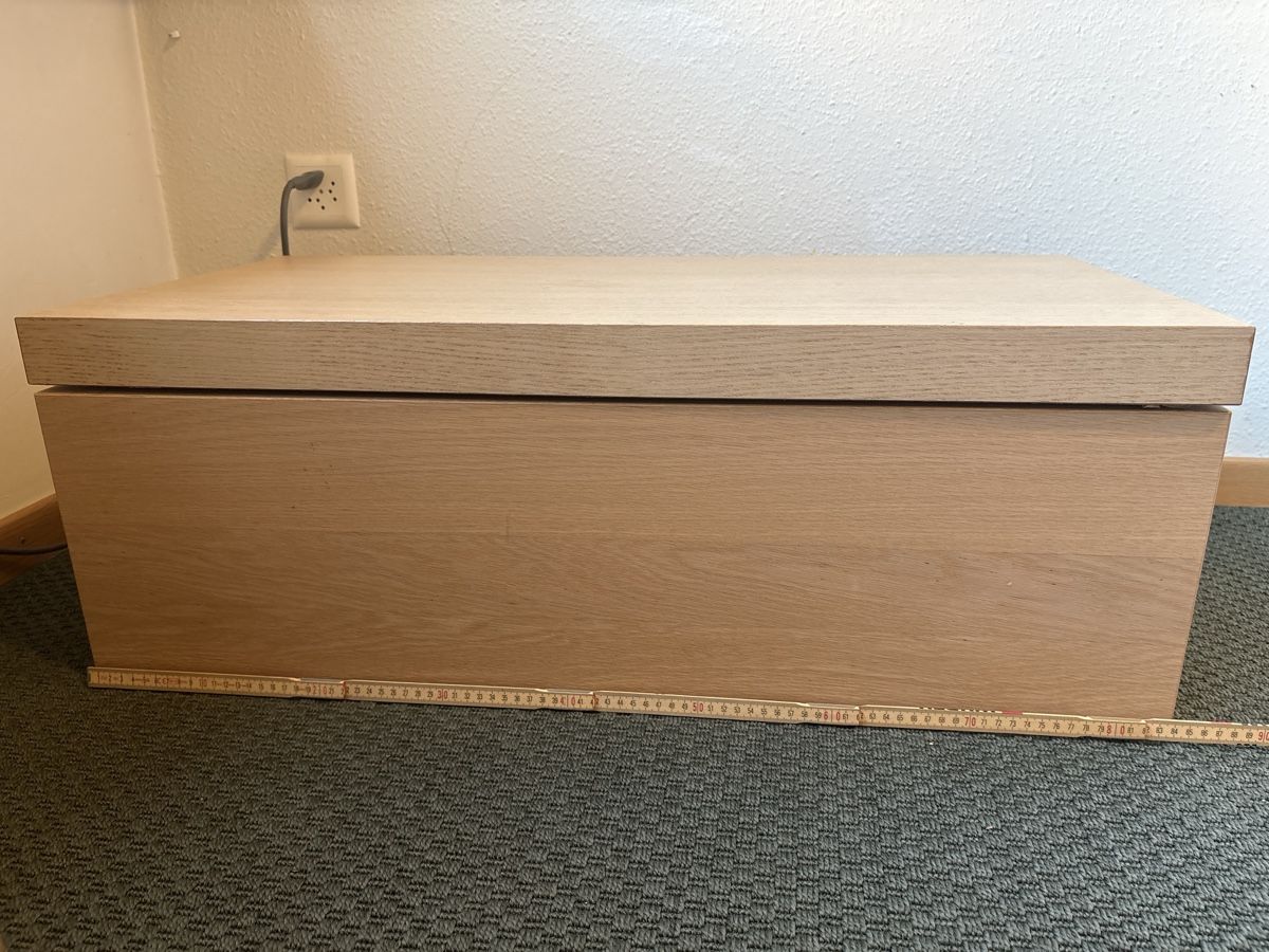 Comodini: Ikea Light Oak Bedside Table with Sliding Shelf. Nice! – Nuovo (secondo la descrizione) da Zürich venduto da Tequense