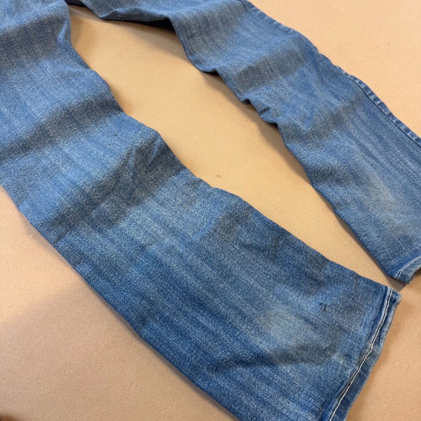 Jeans: Wallflower Y2K bootcut denim jeans – Usato da St. Gallen venduto da sourced_limited 3