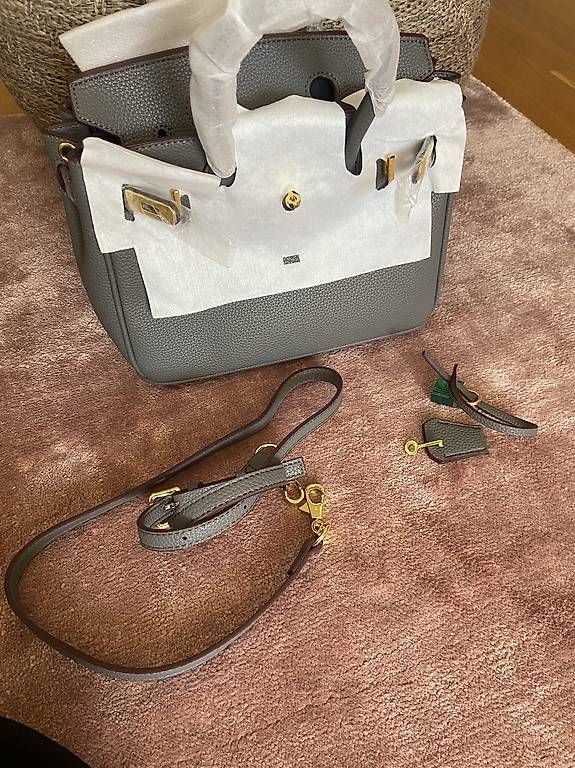 Borse da donna: Tasche  – Nuovo e nell'imballaggio originale da Ostermundigen venduto da Natalia1973 2