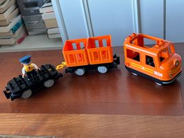 LEGO DUPLO Eisenbahn E- Lok 1024 aus Set 10875 mit Wagen Top