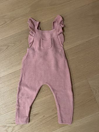 Baby Knit Romper Size 9-12 Months - Adorable Outfit!