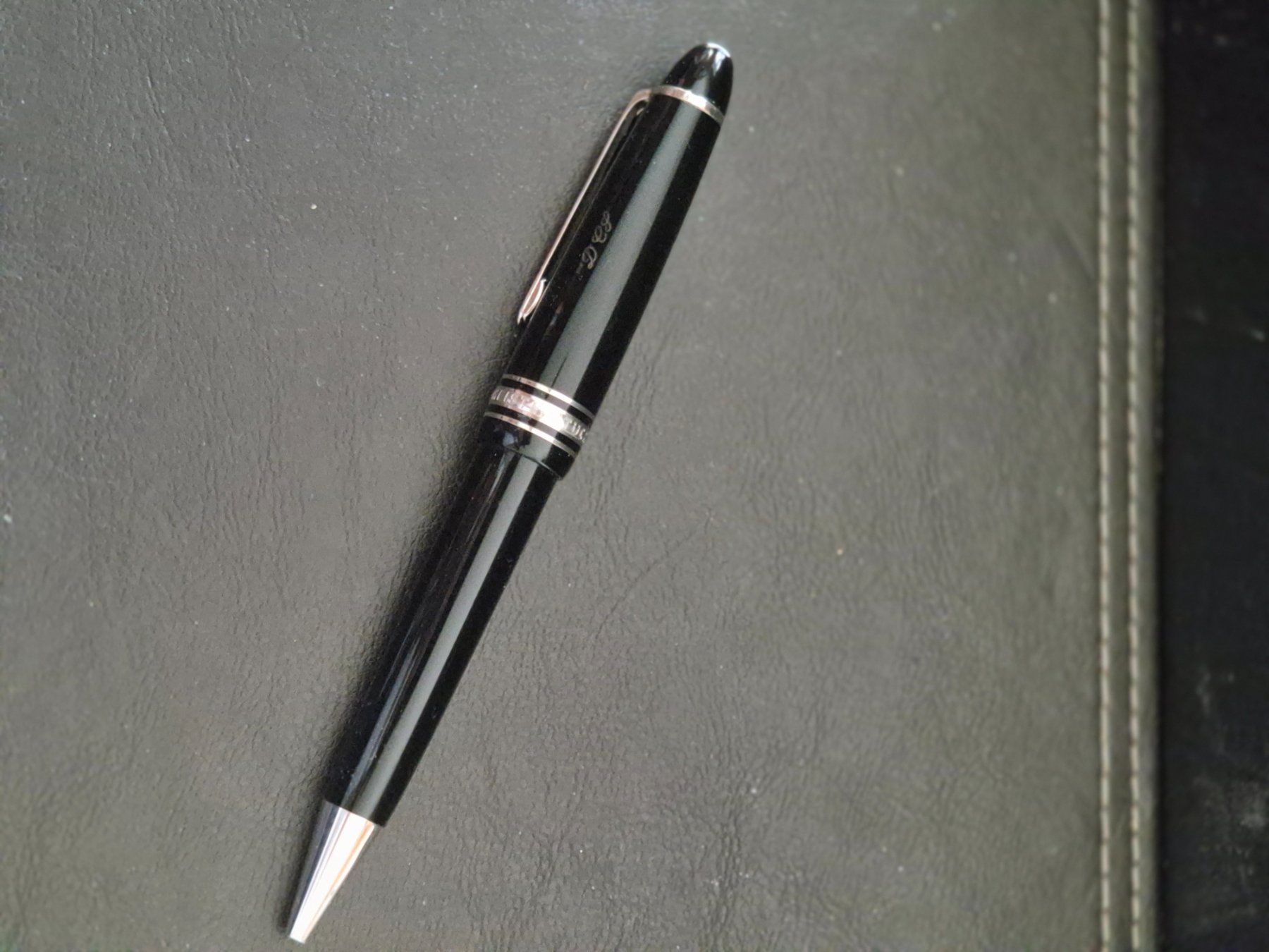 Montblanc Penna & Evidenziatori: Mont-Blanc "Le Grand" Stylo à bille – Usato da Bramois venduto da Pirola23