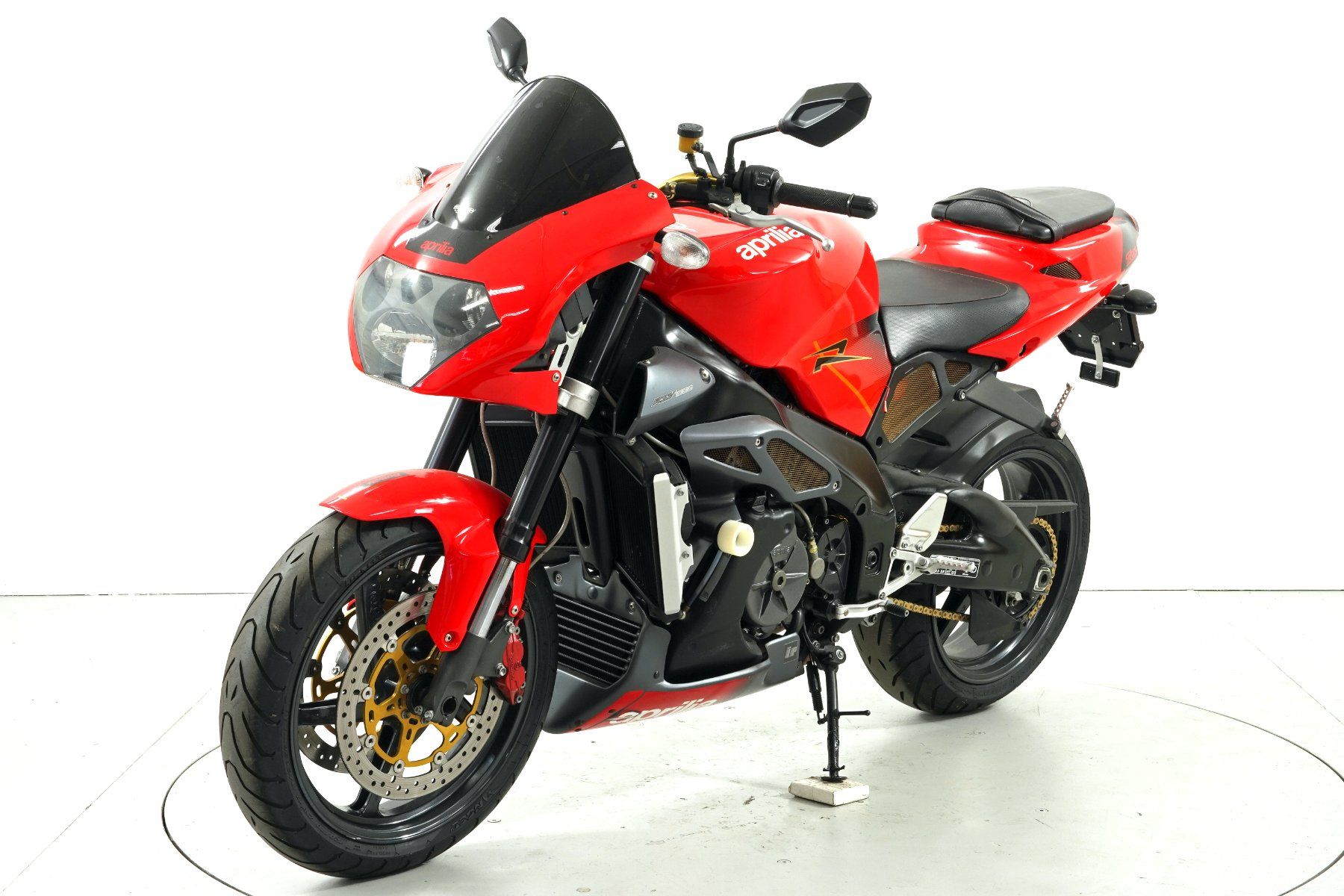 Aprilia Strada: Aprilia RSV 1000 – Usato da Winterthur venduto da MCW 3