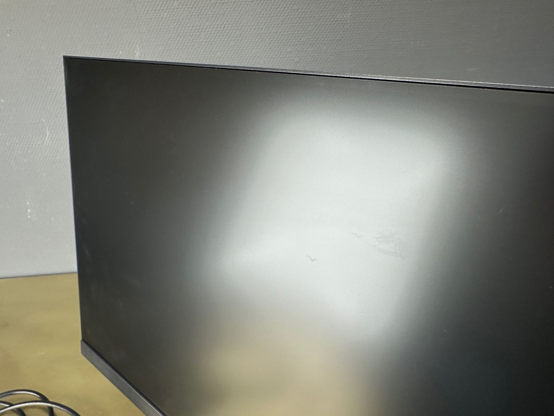 Hewlett Packard Monitor: Bildschirm, HP E24i G4 #3 – Usato da Laufenburg venduto da Sirluger 2