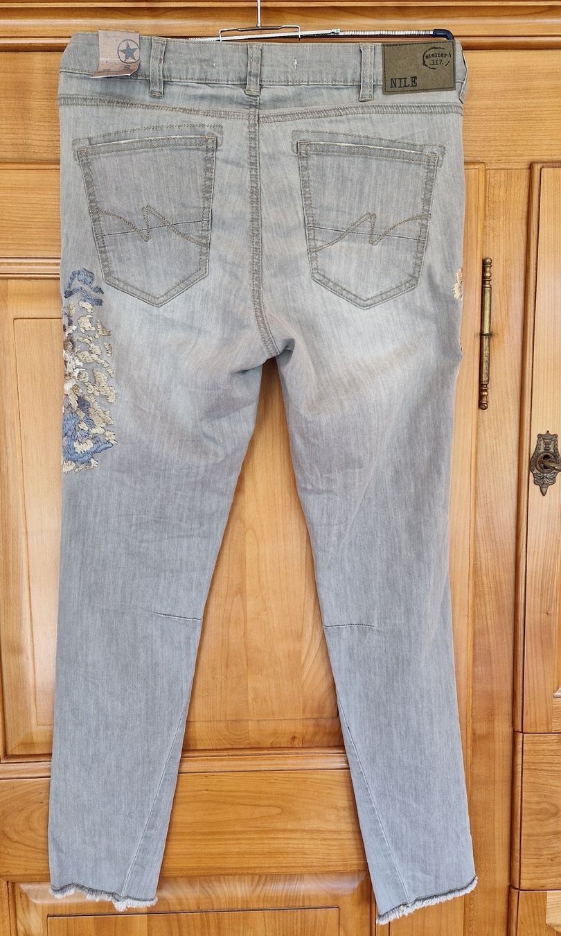 Nile Jeans: Hose Nile Gr. S – Neu (gemäss Beschreibung) aus Balsthal von Chribo 1