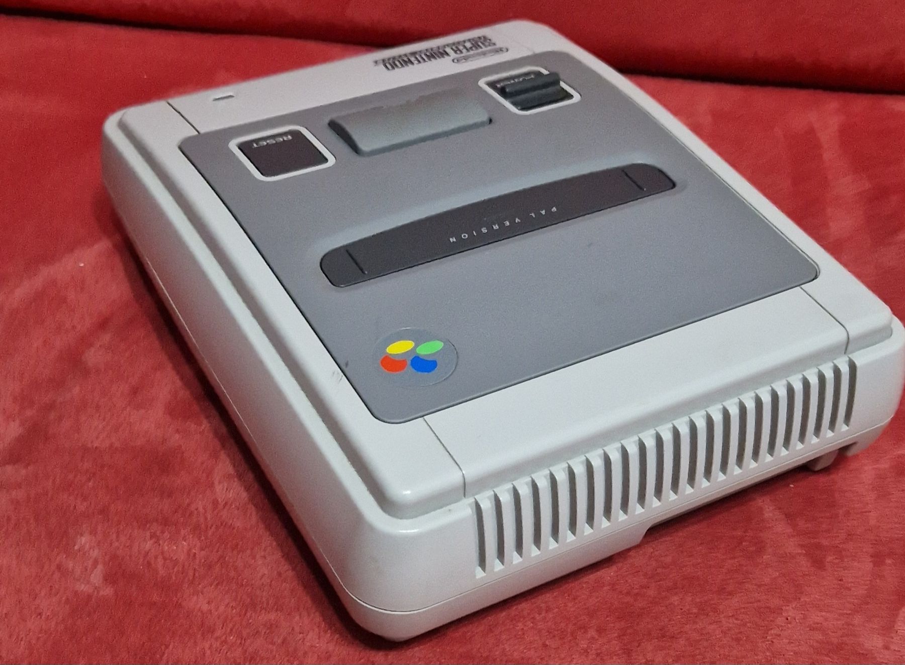 Nintendo Konsolen: Super Nintendo // SNES – Gebraucht aus Villars-sur-Glâne von  1