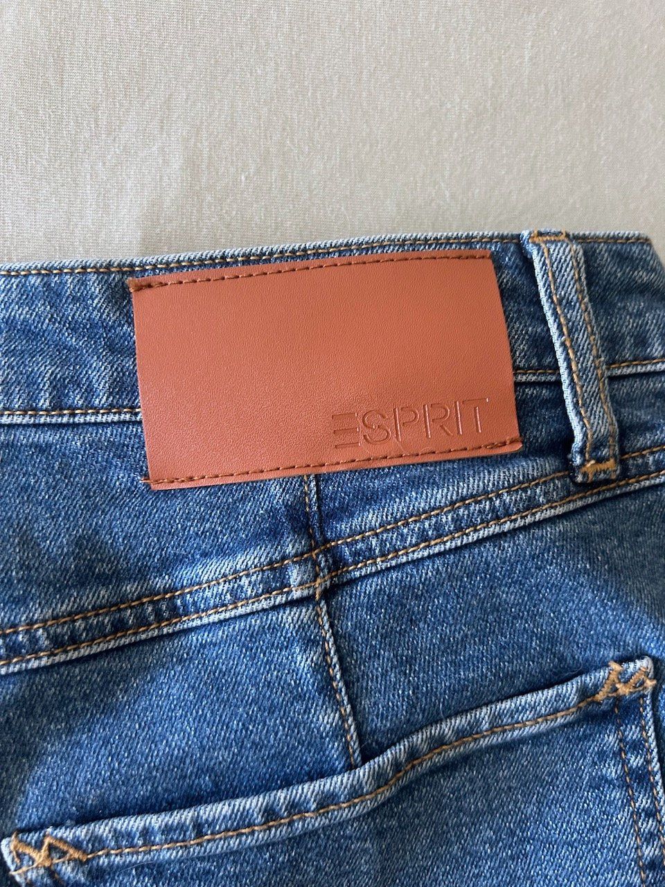 Esprit Jeans: Jeans von Esprit – Usato da Winterthur venduto da The_Dragonfly 6