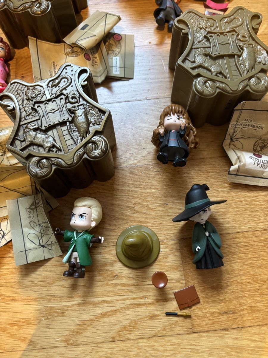 Figurines: Harry Potter Magical Capsules – Neuf (Voir description) à Uetikon am See par Winnieclaudia 5